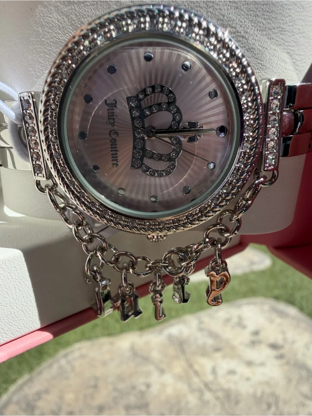 Juicy Couture fashion forward